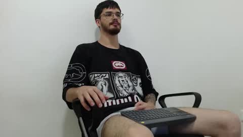 Snapshot of joseh0se chatting on March 1, 1:40 am alejandro online show from March 1, 1:40 am