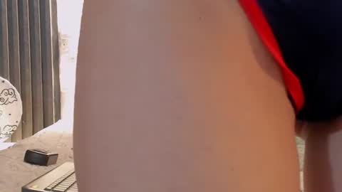 joselin online show from June 23, 1:53 pm