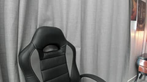 Katalina online show from December 24, 2:01 pm