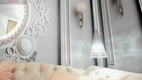 Katalina online show from February 7, 6:45 pm