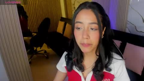 Joselyn  online show from June 19, 12:09 pm