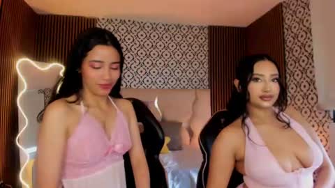 Joselyn  online show from July 19, 1:15 pm