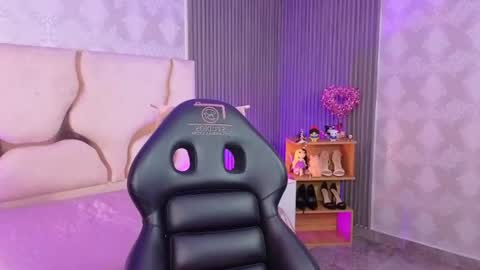 Joselyn  online show from July 28, 12:48 pm