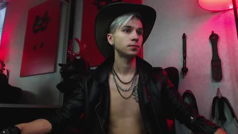 Master Joseph online show from December 19, 8:23 am