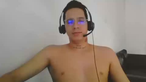 Snapshot of joseph_hotter chatting on September 29, 9:41 pm Joseph hotter online show from September 29, 9:41 pm