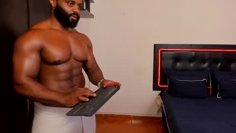 Snapshot of joseph_palacios chatting on January 7, 10:41 pm joseph palacios online show from January 7, 10:41 pm