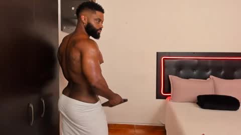 Snapshot of joseph_palacios chatting on February 24, 7:52 pm joseph palacios online show from February 24, 7:52 pm