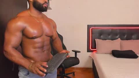 Snapshot of joseph_palacios chatting on October 22, 12:33 am joseph palacios online show from October 22, 12:33 am