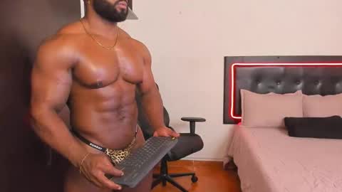 Snapshot of joseph_palacios chatting on November 22, 3:44 pm joseph palacios online show from November 22, 3:44 pm