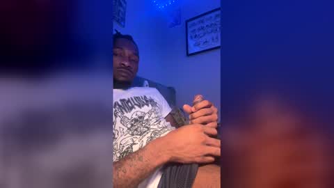 Snapshot of josephlongwat29 chatting on May 25, 12:05 am josephlongwat29 online show from May 25, 12:05 am