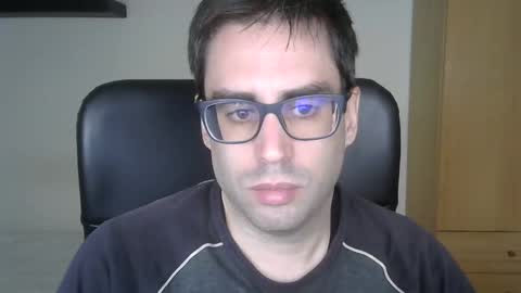 Snapshot of josevd chatting on November 18, 11:14 am Jose online show from November 18, 11:14 am