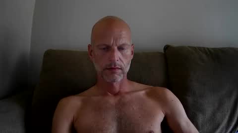 Snapshot of joshking2017 chatting on May 25, 2:01 pm joshking2017 online show from May 25, 2:01 pm