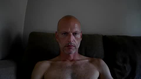 Snapshot of joshking2017 chatting on June 7, 9:51 pm joshking2017 online show from June 7, 9:51 pm