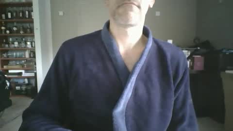 Snapshot of joshua154197 chatting on April 2, 10:35 am joshua154197 online show from April 2, 10:35 am