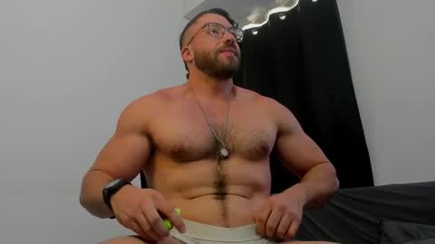 Snapshot of joshualyon chatting on September 17, 5:14 pm Joshua The Lion online show from September 17, 5:14 pm