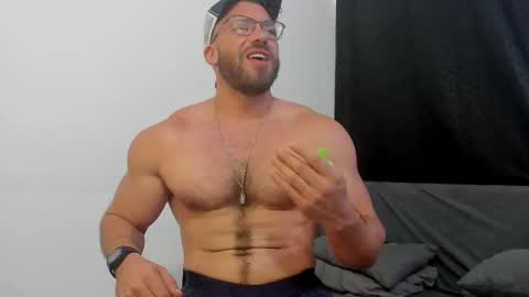 Snapshot of joshualyon chatting on September 18, 5:26 pm Joshua The Lion online show from September 18, 5:26 pm