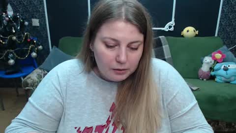 Snapshot of josiesun771 chatting on January 17, 10:44 am josiesun771 online show from January 17, 10:44 am