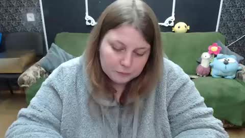 Snapshot of josiesun771 chatting on March 2, 4:32 pm josiesun771 online show from March 2, 4:32 pm