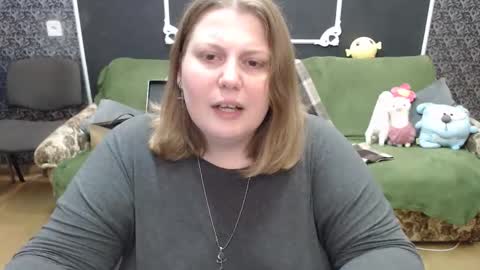 Snapshot of josiesun771 chatting on September 13, 6:35 am josiesun771 online show from September 13, 6:35 am