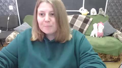 Snapshot of josiesun771 chatting on October 5, 12:25 pm josiesun771 online show from October 5, 12:25 pm
