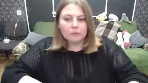 Snapshot of josiesun771 chatting on October 12, 12:15 pm josiesun771 online show from October 12, 12:15 pm