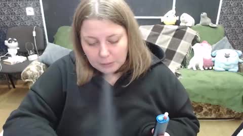 Snapshot of josiesun771 chatting on October 18, 7:20 am josiesun771 online show from October 18, 7:20 am