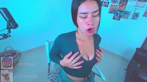 Josita rousell INSTAGRAM  majoestupy  online show from March 3, 1:01 am