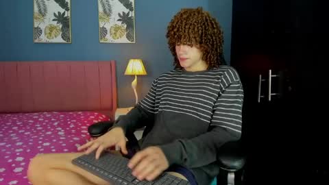 Snapshot of joss_shellby chatting on April 27, 4:16 pm joss_shellby online show from April 27, 4:16 pm
