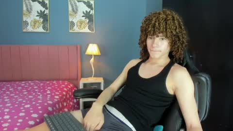 Snapshot of joss_shellby chatting on April 29, 5:30 pm joss_shellby online show from April 29, 5:30 pm