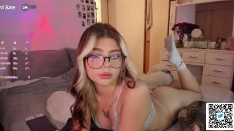 josephine   independent model    online show from February 7, 11:13 pm