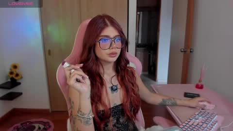 josephine   independent model    online show from May 22, 10:15 pm