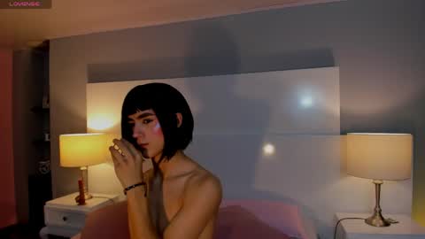 Snapshot of jostyn_rous chatting on June 2, 12:29 pm Jostyn Rous online show from June 2, 12:29 pm