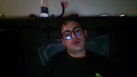 Snapshot of josux8 chatting on November 21, 8:24 am josux8 online show from November 21, 8:24 am