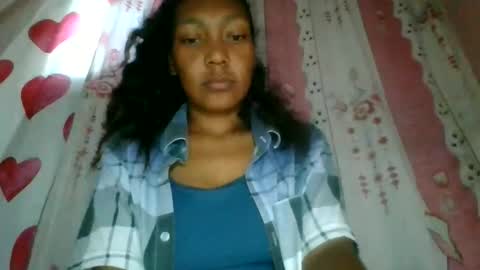 Snapshot of josy918592 chatting on June 9, 1:23 pm josy918592 online show from June 9, 1:23 pm
