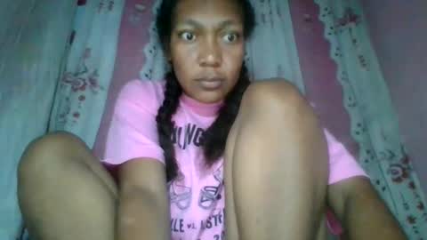 Snapshot of josy918592 chatting on June 11, 3:04 am josy918592 online show from June 11, 3:04 am