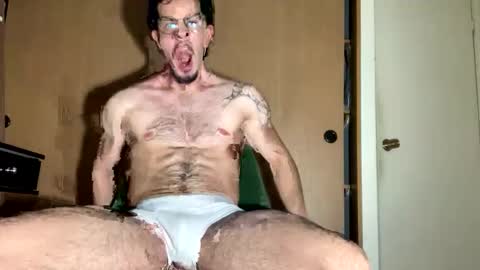 Snapshot of jotarojas1 chatting on December 1, 4:39 am jotarojas1 online show from December 1, 4:39 am