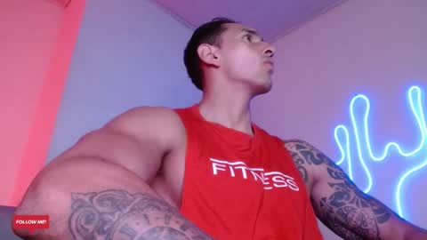  JOYLOPEZFIT online show from February 25, 2:44 pm