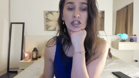 Snapshot of joycasidy chatting on December 1, 7:36 pm CassidyJoy online show from December 1, 7:36 pm