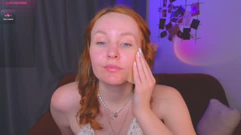 Snapshot of joyce_jones chatting on January 27, 7:56 pm joyce_jones online show from January 27, 7:56 pm