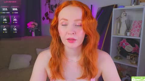 Snapshot of joyce_jones chatting on November 9, 7:01 pm joyce_jones online show from November 9, 7:01 pm