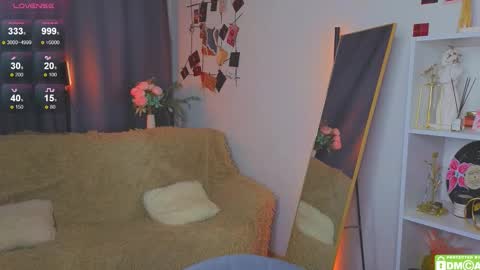 Snapshot of joyce_jones chatting on November 27, 10:23 pm joyce_jones online show from November 27, 10:23 pm