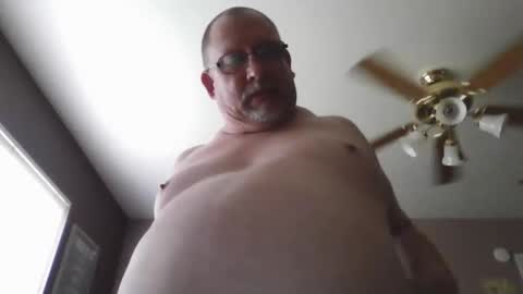 Snapshot of jpetz6953m chatting on April 3, 8:51 pm jpetz6953m online show from April 3, 8:51 pm
