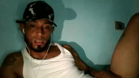 jpineda97 online show from January 16, 4:27 am