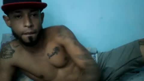 jpineda97 online show from March 17, 5:00 am