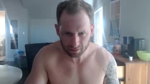 KingDingaLing34 online show from January 28, 6:07 pm