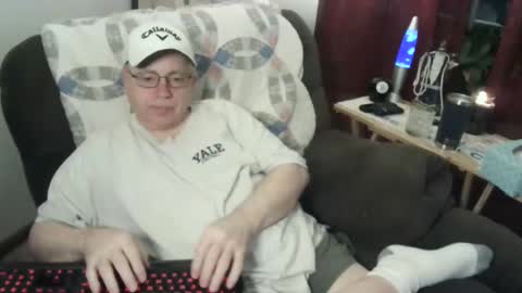 Snapshot of jpmel99 chatting on February 2, 2:17 am jpmel99 online show from February 2, 2:17 am