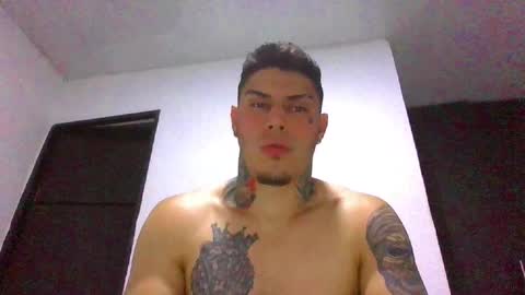 Snapshot of jq401055 chatting on December 7, 2:31 am Jaxxx67 online show from December 7, 2:31 am