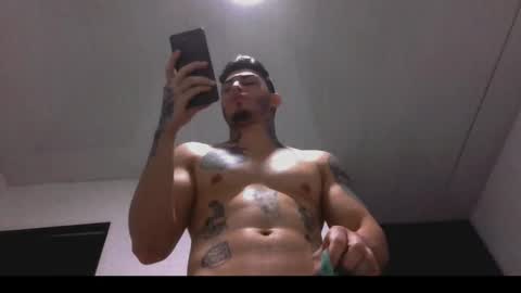 Snapshot of jq401055 chatting on January 23, 6:35 pm Jaxxx67 online show from January 23, 6:35 pm