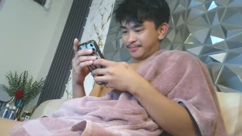 Snapshot of jr_exclusive chatting on May 11, 2:34 pm jr_exclusive online show from May 11, 2:34 pm