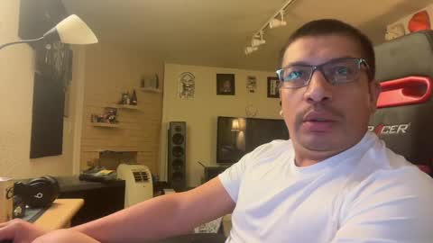 Snapshot of jsexy69 chatting on April 1, 12:22 am joe online show from April 1, 12:22 am